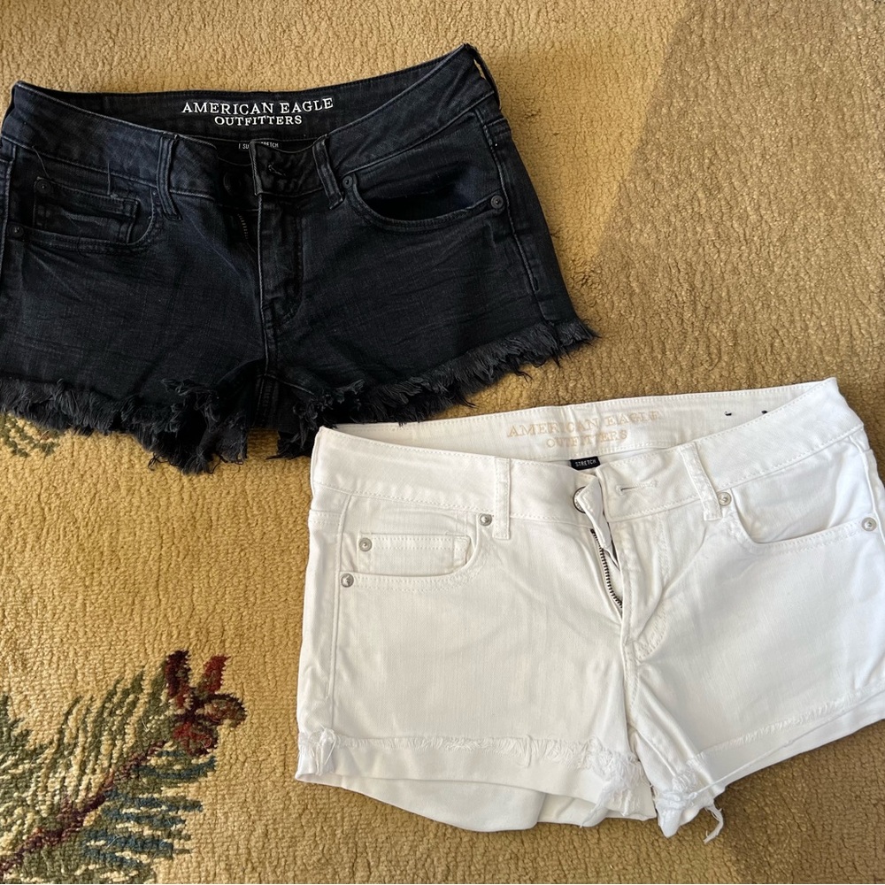 American Eagle Outfitters Women's Black and White Jean Shorts